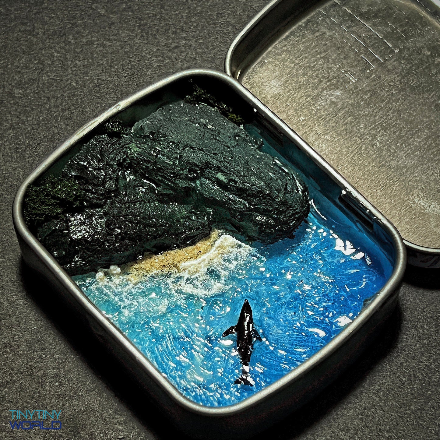The Coast Miniature Epoxy Resin Art Ocean Whale Hand-made Display Gift