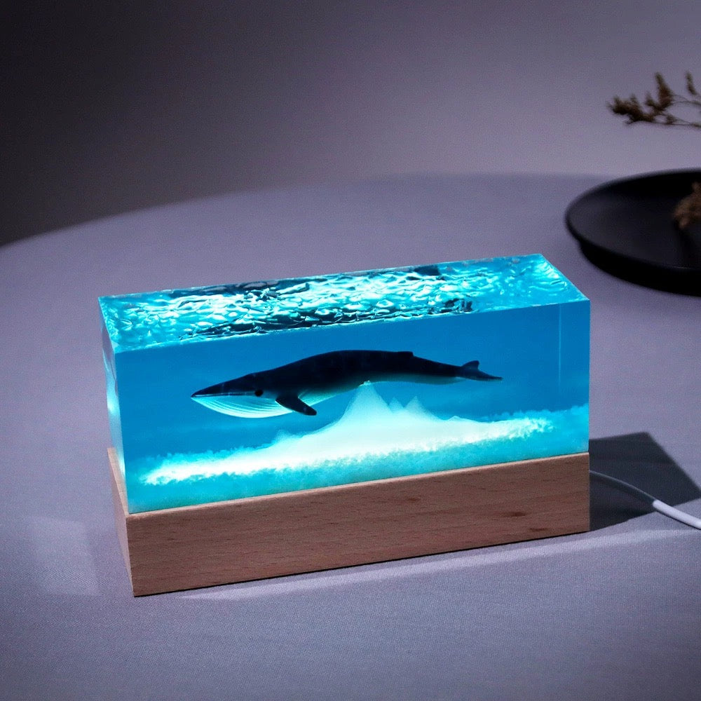 Hand-made Whale Ocean Epoxy Resin Art Glow in the Dark Night Light Home Decor