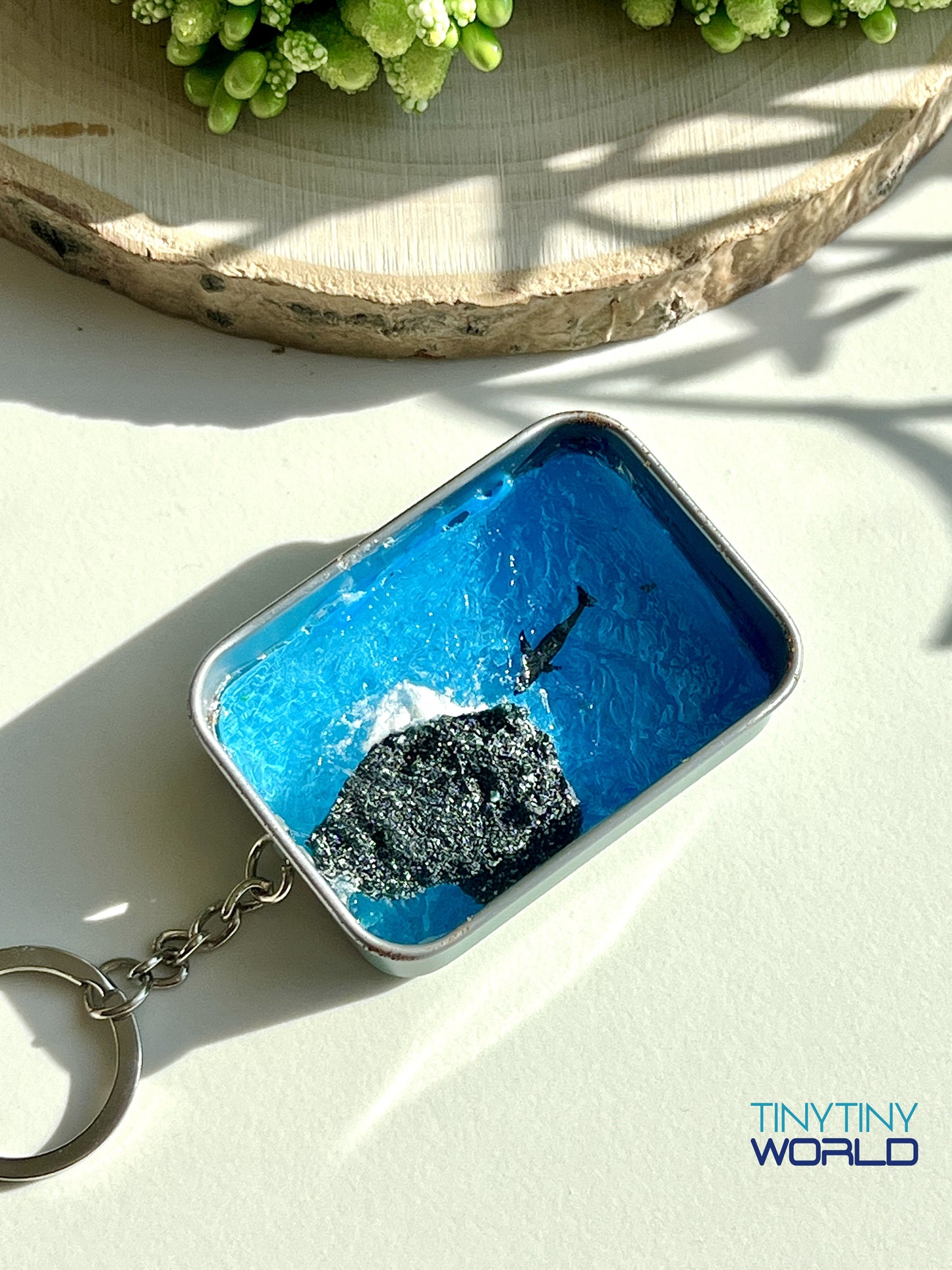 Ocean Whale Coast Miniature Epoxy Resin Art Hand-made Display Memorial Gift Keychain