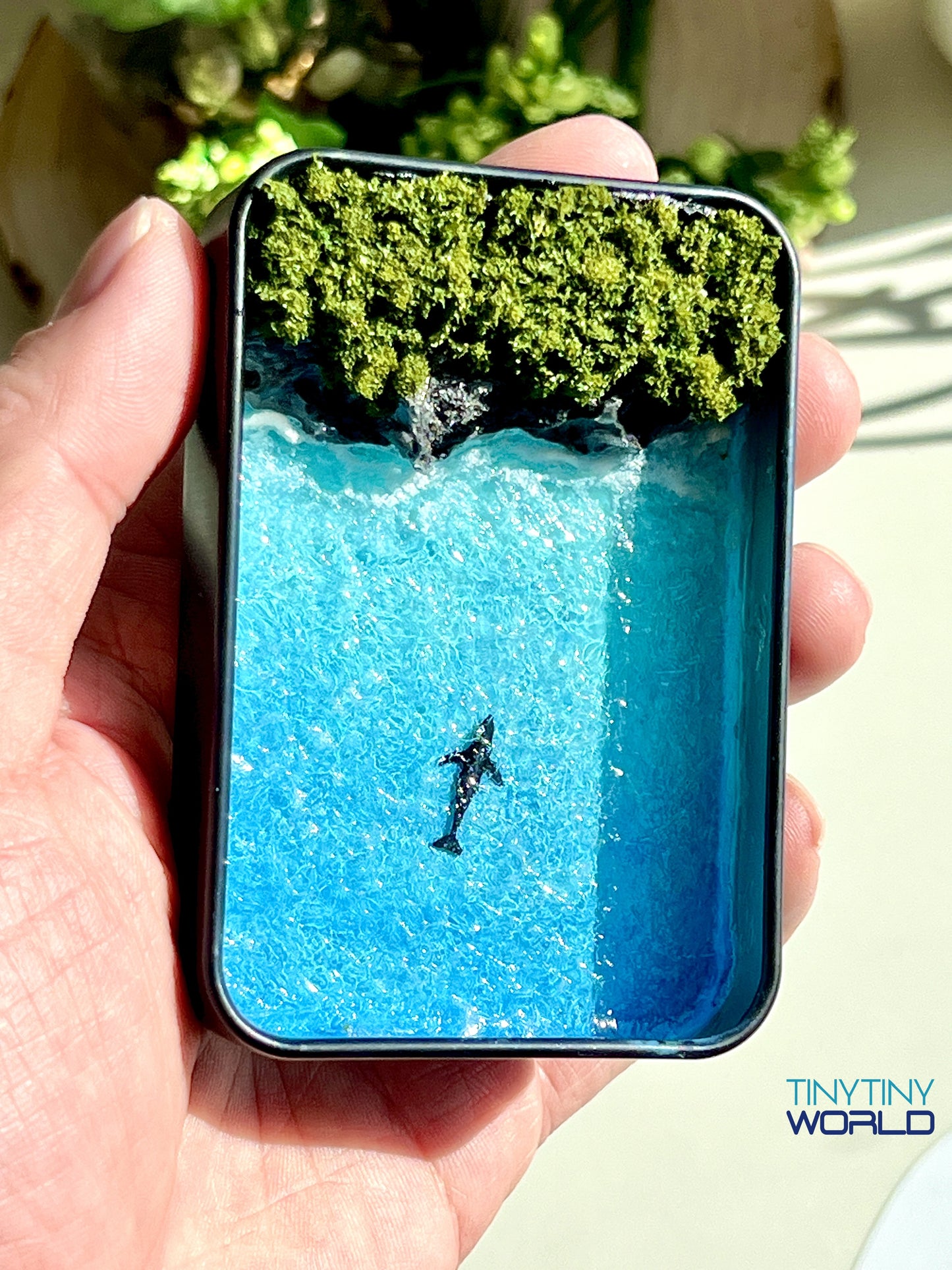 The Coast in the Box Miniature Epoxy Resin Art Ocean Whale Hand-made Gift