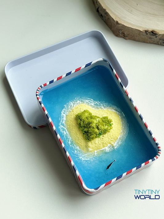 Heart Cake Island Miniature Epoxy Resin Art Hand-made Display Memorial Gift