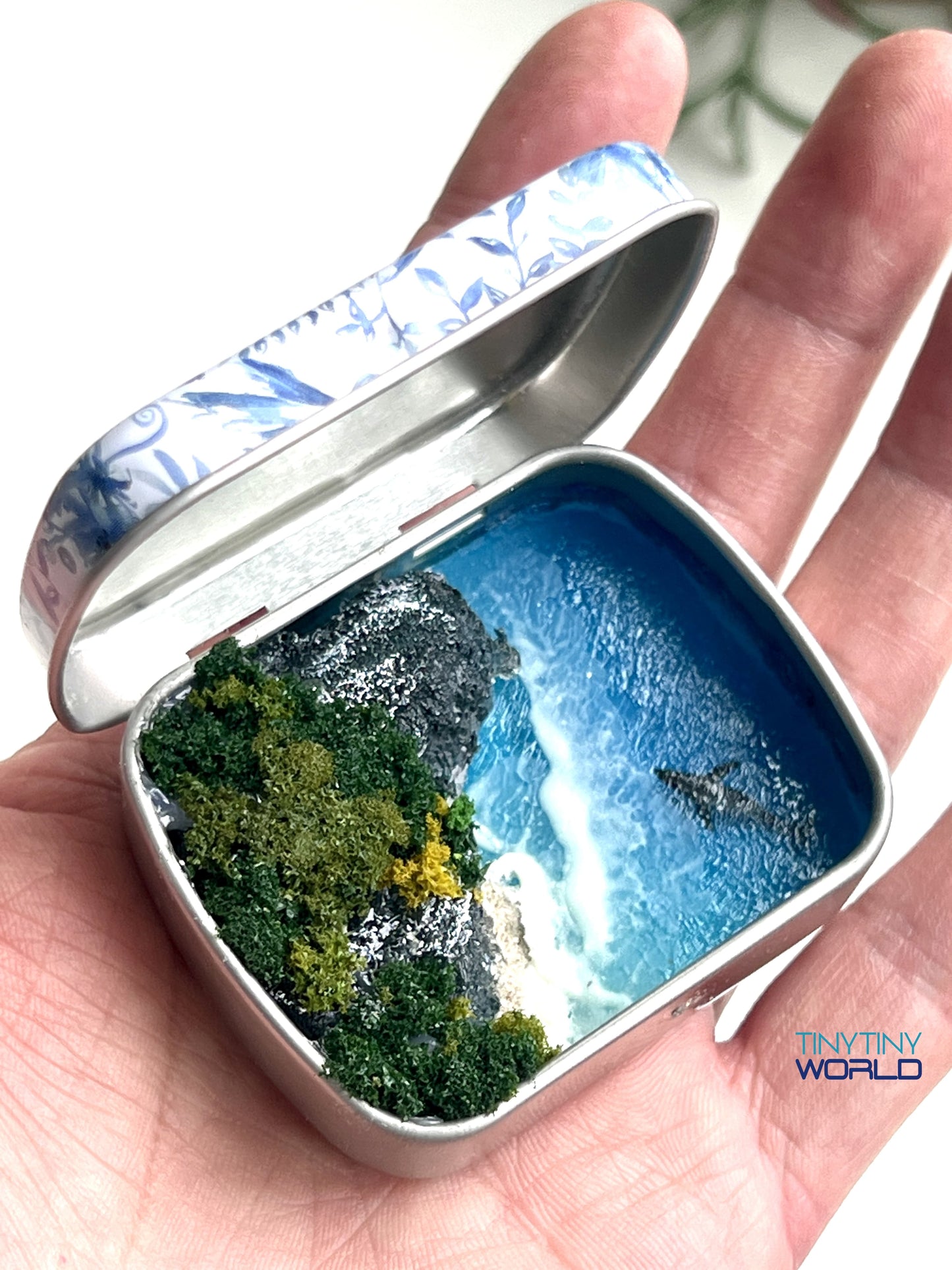 The Coast Miniature Epoxy Resin Art Glow in the Dark Hand-made Display Memorial Gift