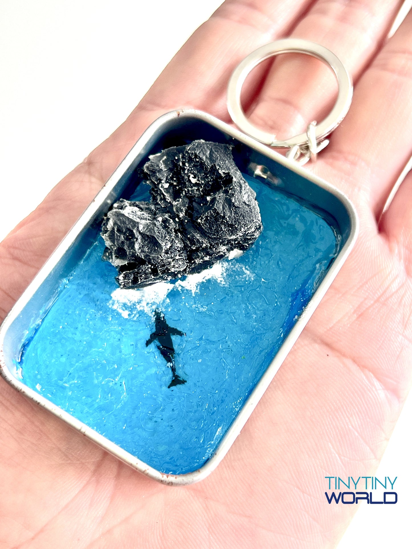 Ocean Whale Coast Miniature Epoxy Resin Art Hand-made Display Memorial Gift Keychain