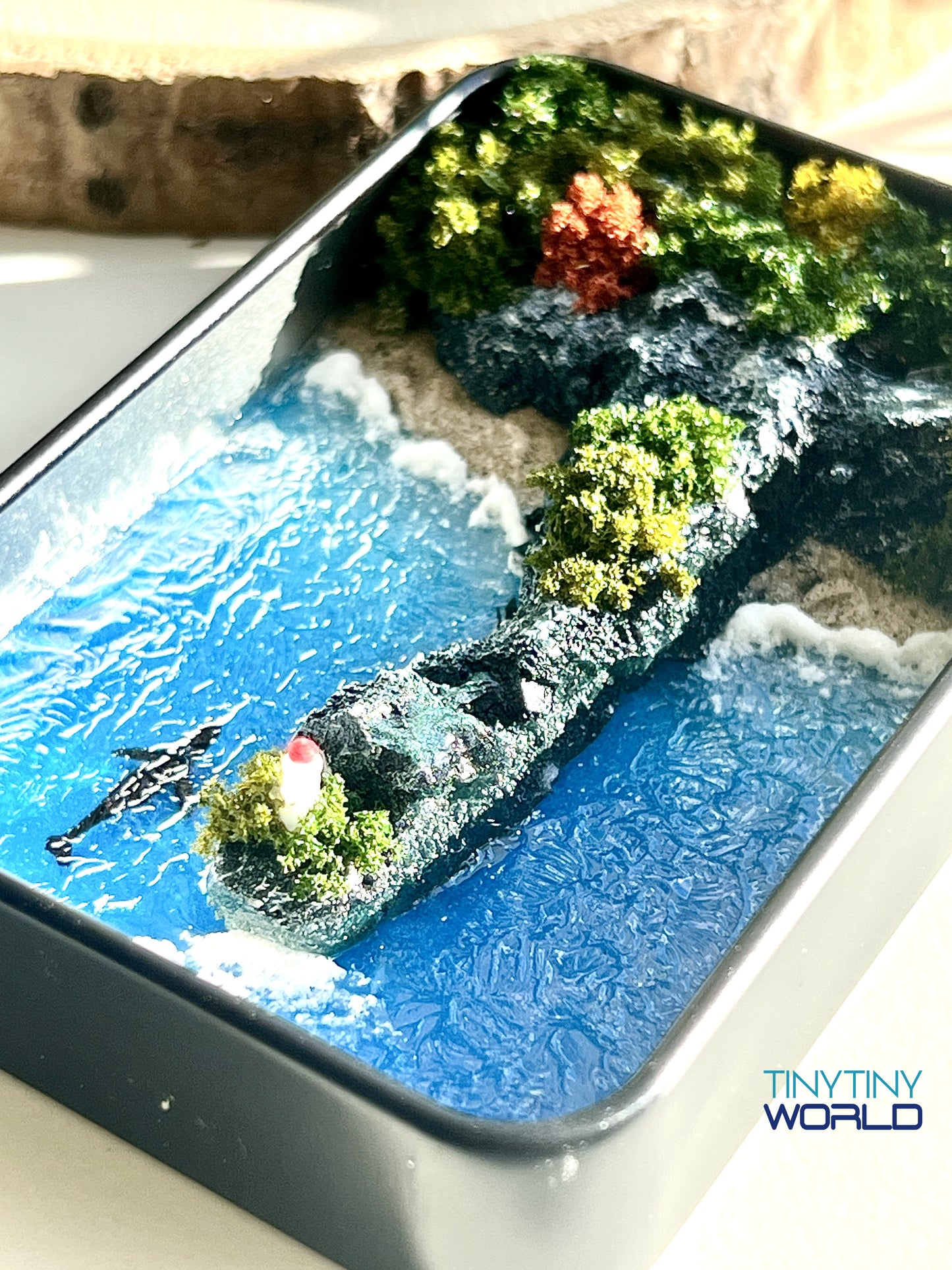 The Lighthouse Miniature Epoxy Resin Art Ocean Whale Display Hand-made Memorial Gift