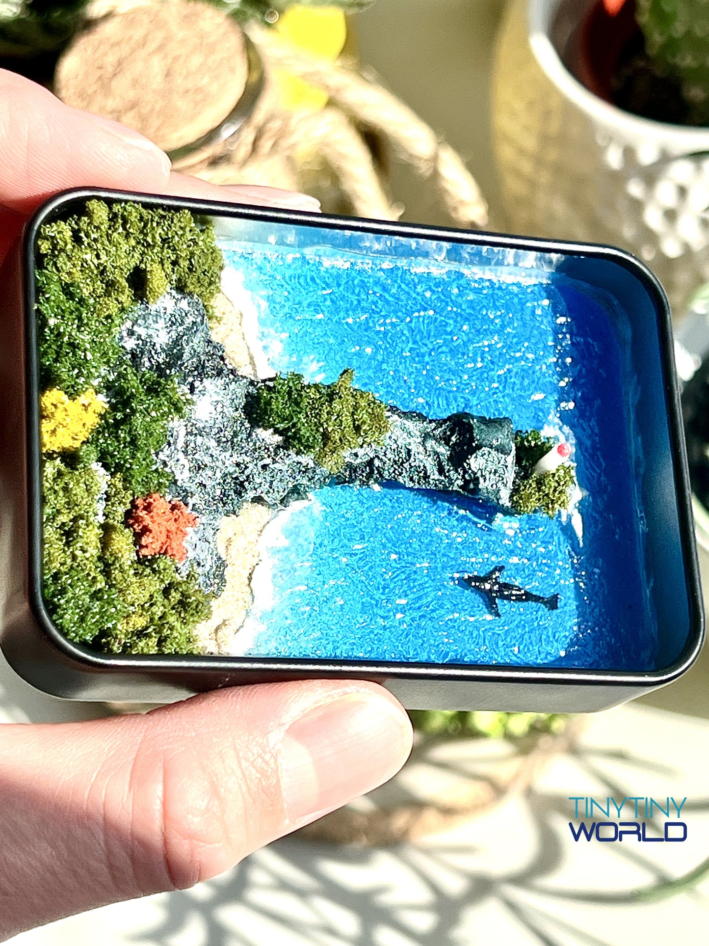 The Lighthouse Miniature Epoxy Resin Art Ocean Whale Display Hand-made Memorial Gift