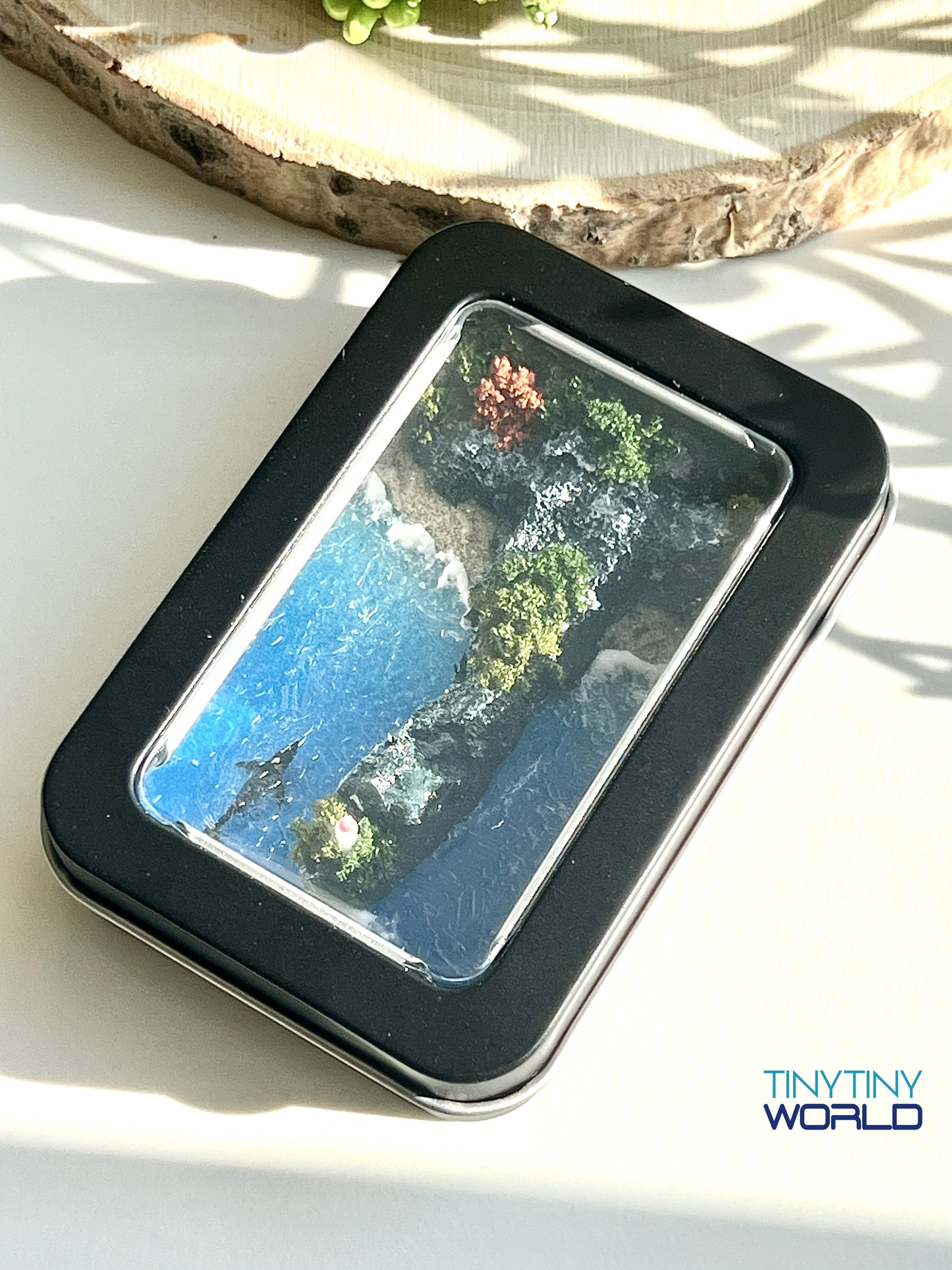 The Lighthouse Miniature Epoxy Resin Art Ocean Whale Display Hand-made Memorial Gift
