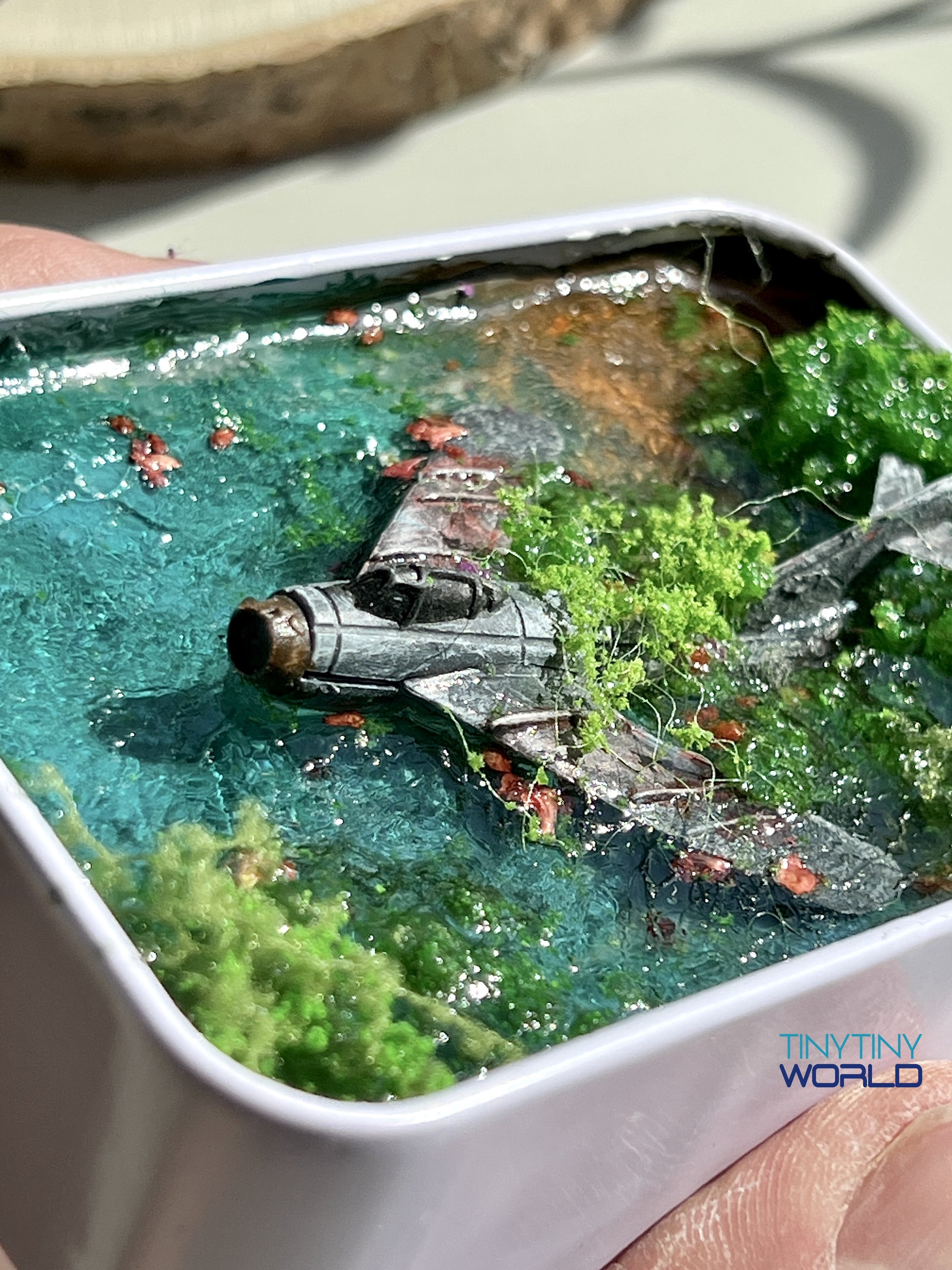 The Plane Realistic Miniature Epoxy Resin Art Ocean Display Hand-made Unique Gift