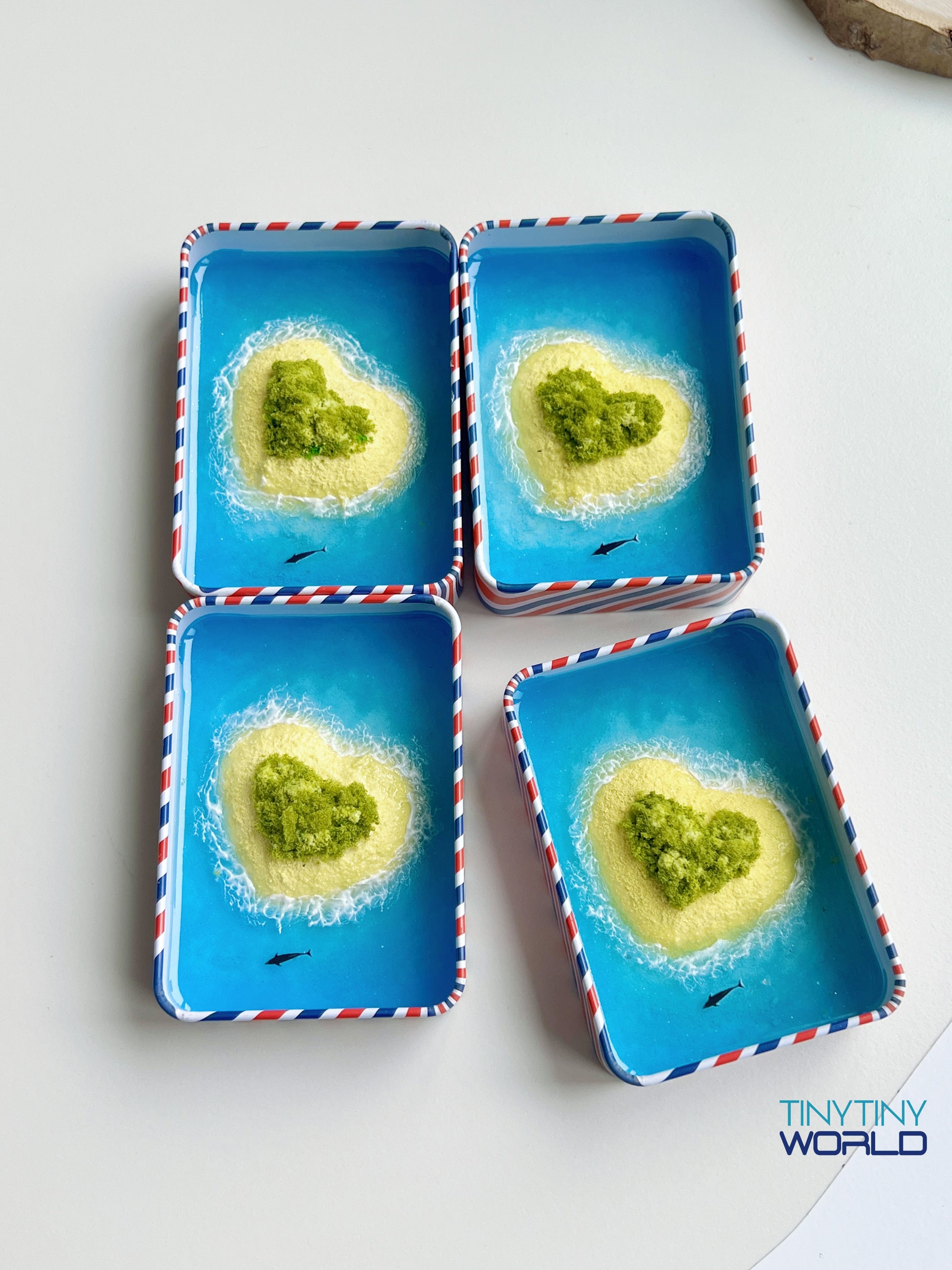 Heart Cake Island Miniature Epoxy Resin Art Hand-made Display Memorial Gift